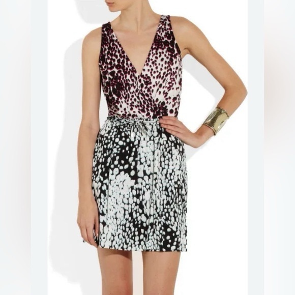 LIKE NEW! Diane Von Furstenberg DVF Oblixe cheetah faux wrap sleeveless dress 10 - Picture 16 of 17